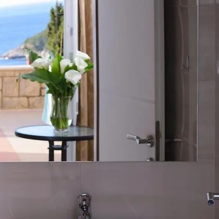 Evelj - With Shared Terrace And Sea View דירה