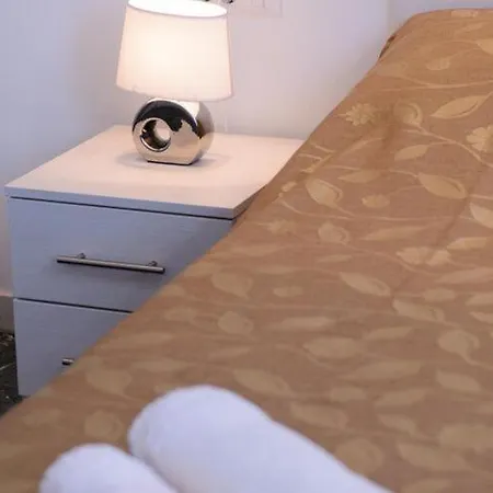 Evelj - With Shared Terrace And Sea View דירה