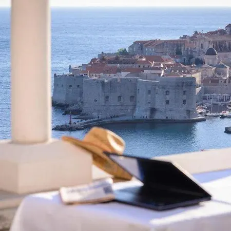 Evelj - With Shared Terrace And Sea View Appartement *